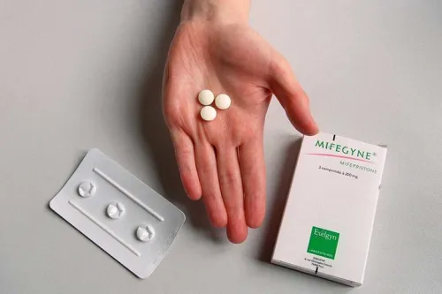 سه ضلع تهدید سلامت جنین و جان مادر