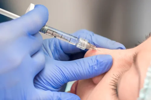 مزایا و معایب فیلر بینی