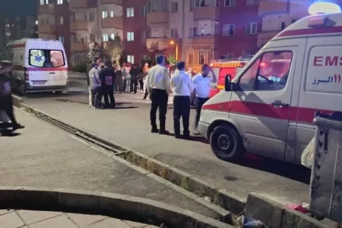 ۱۸ مصدوم در حریق مجتمع مسکونی ماهدشت