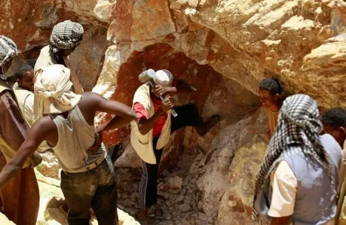 مرگ 100 نفر بر اثر ریزش معدن طلا در کامرون